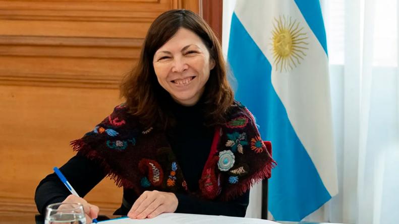 Ministra de economía de Argentina renuncia luego de un día