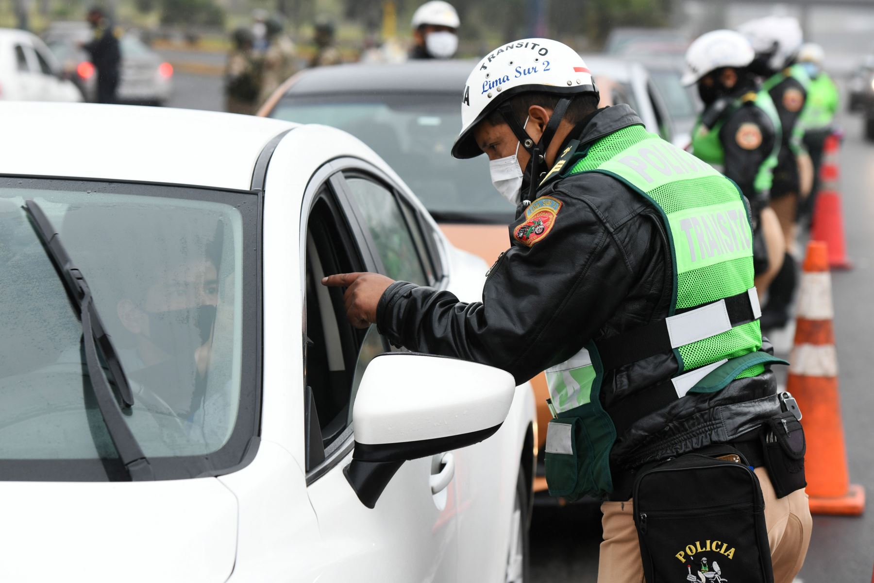 Multas a conductores por exceder nuevos límites de velocidad ascienden hasta los S/2,300 soles