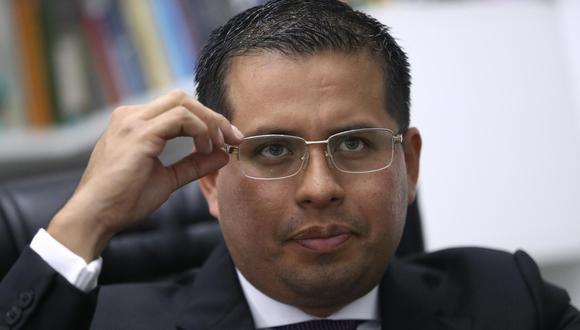 Benji Espinoza retrocede y continuará como abogado de Pedro Castillo