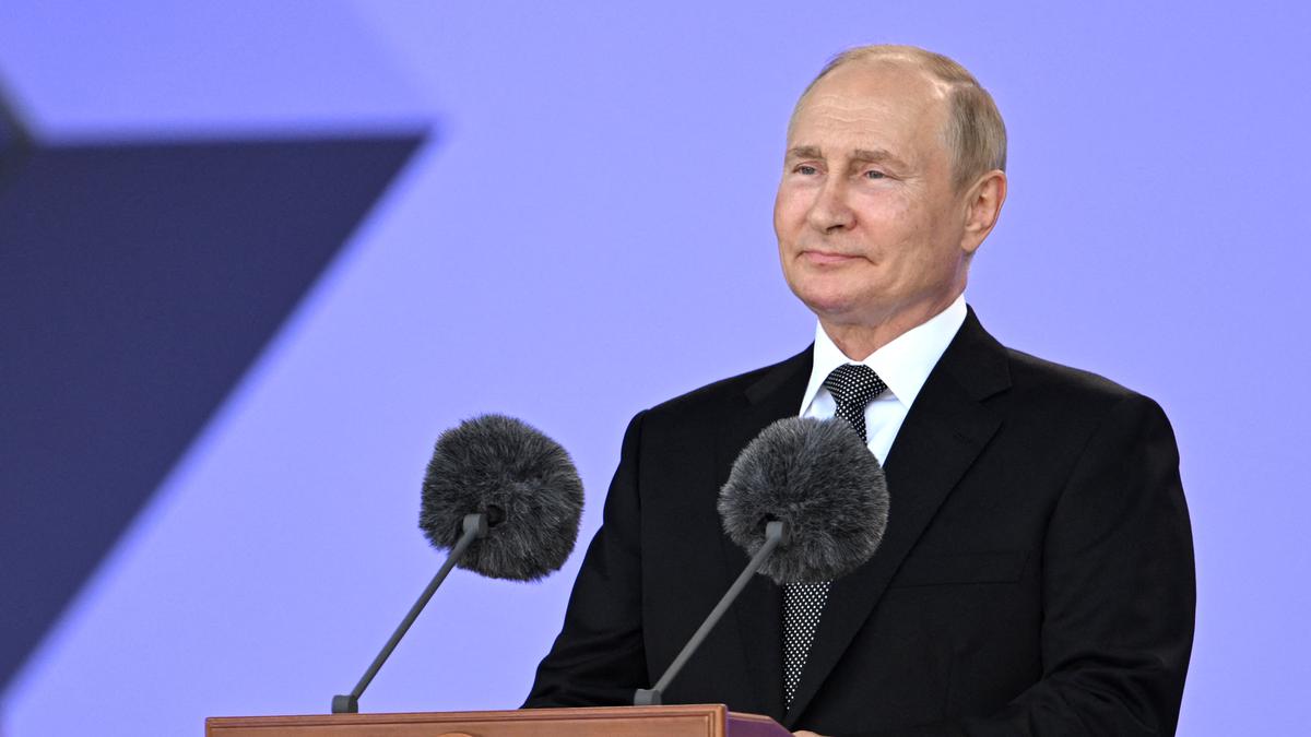 Putin ofrece a sus aliados armamento para garantizar paz en un mundo multipolar