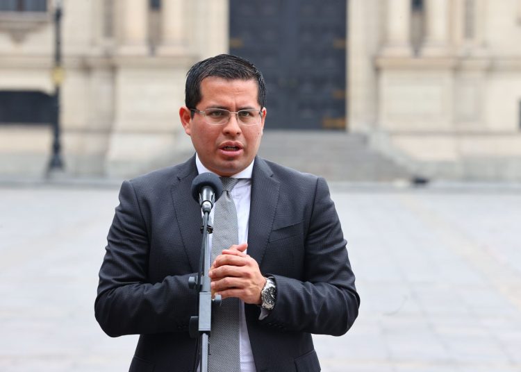 Benji Espinoza deja de ser la defensa legal del presidente