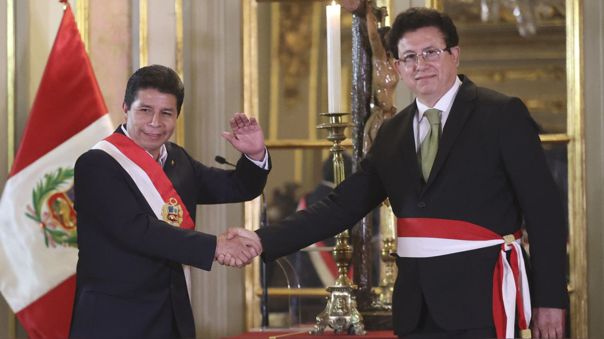 Miguel Rodríguez Mackay renuncio al cargo de Canciller