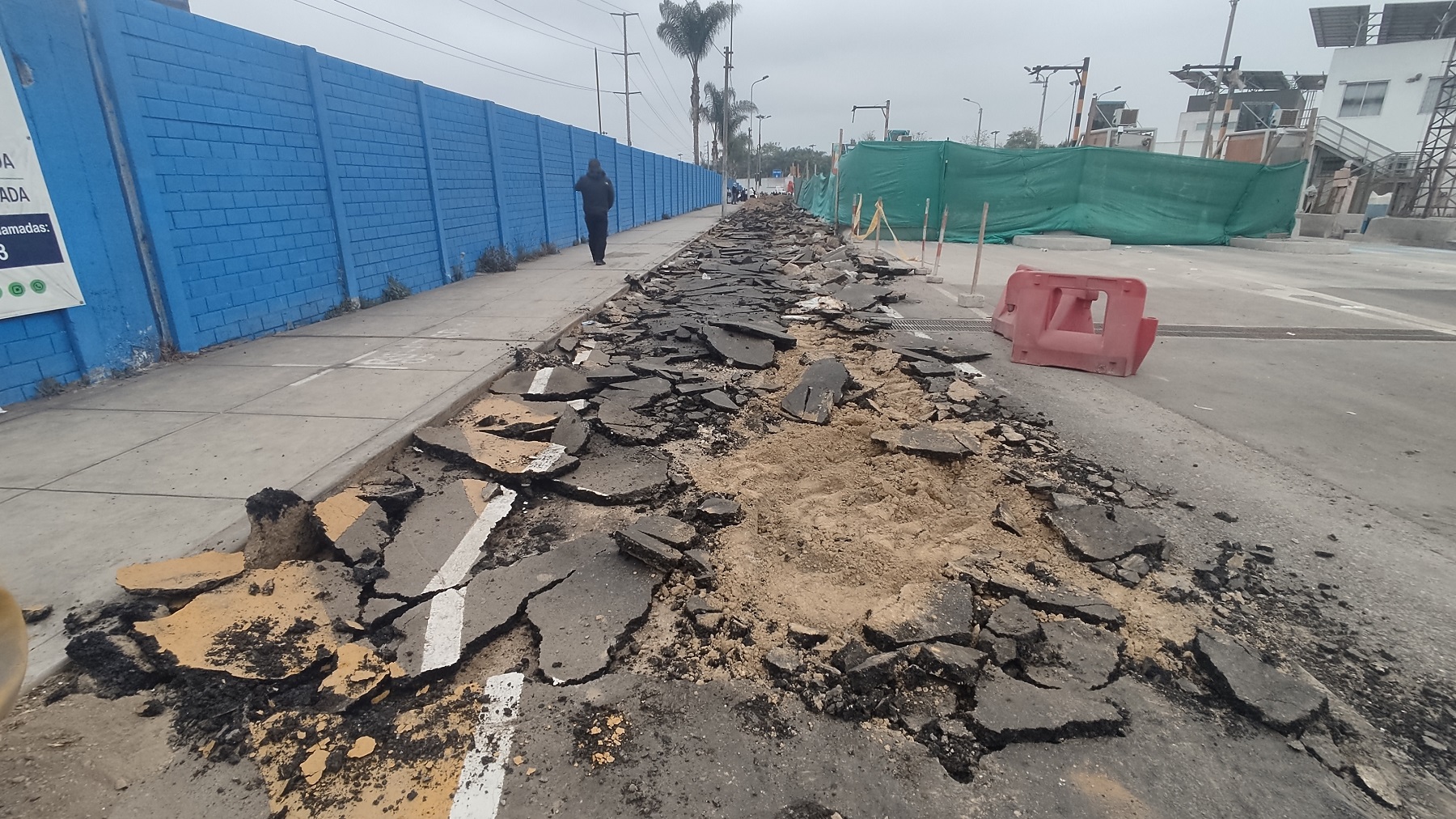 La Municipalidad de Lima destruye arbitrariamente via auxiliar gratuita en peaje Separadora Industrial