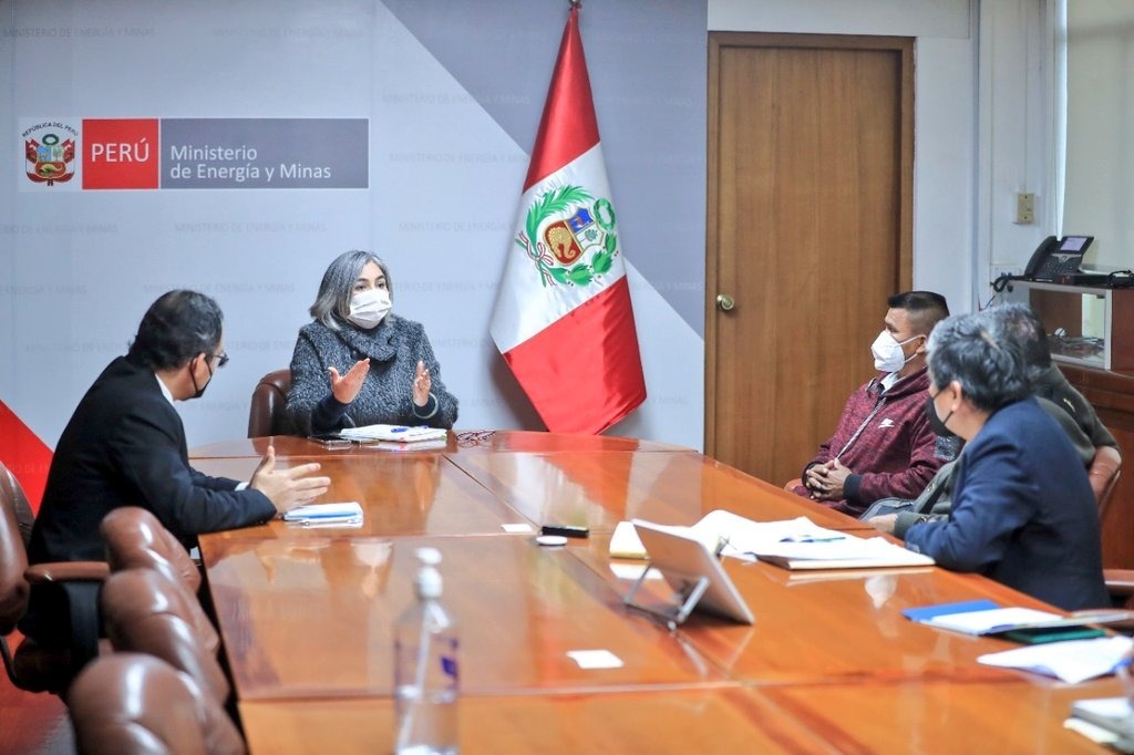 Ministra de Energía (MINEM) se reúne con presidente de PeruPalmas