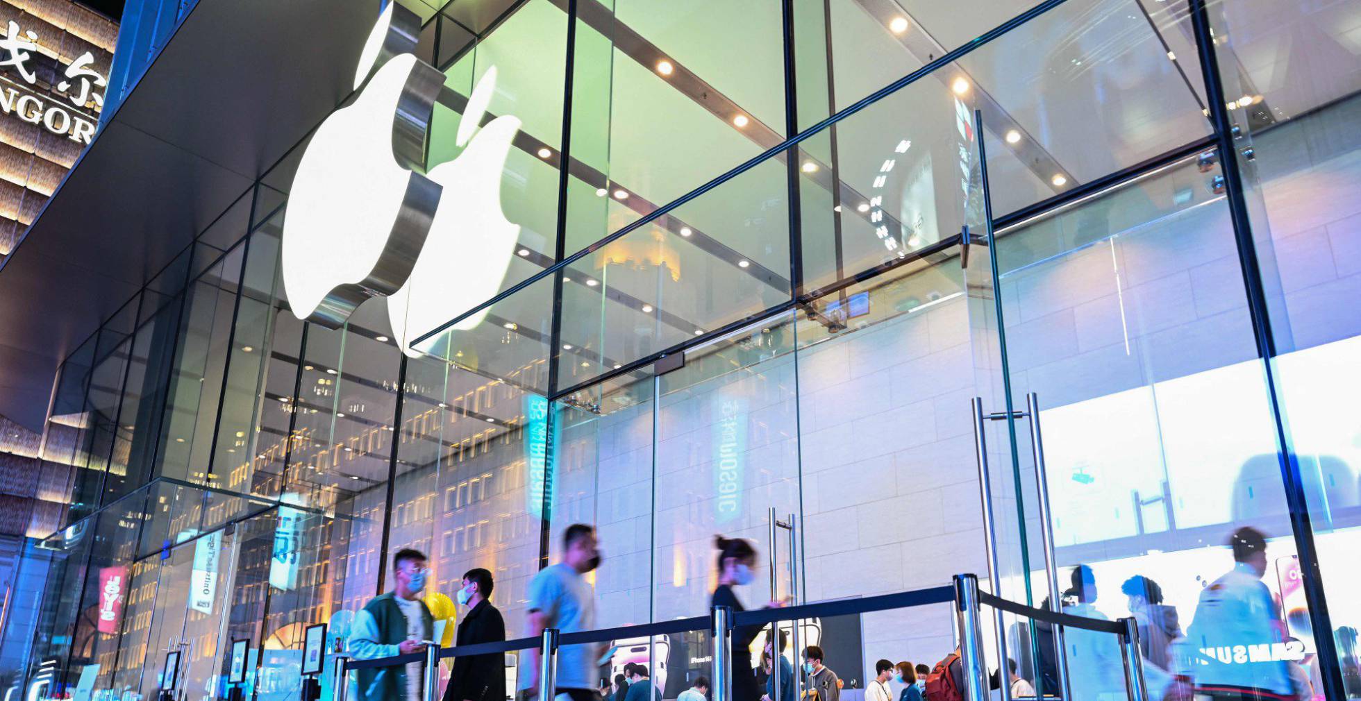 Apple sube precios de sus servicios de música y televisión