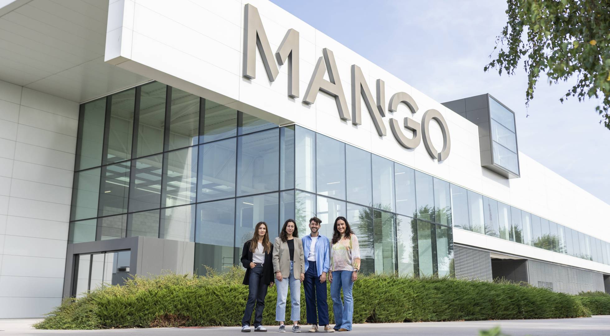 Mango invierte en la startup de reventa de textiles Recovo