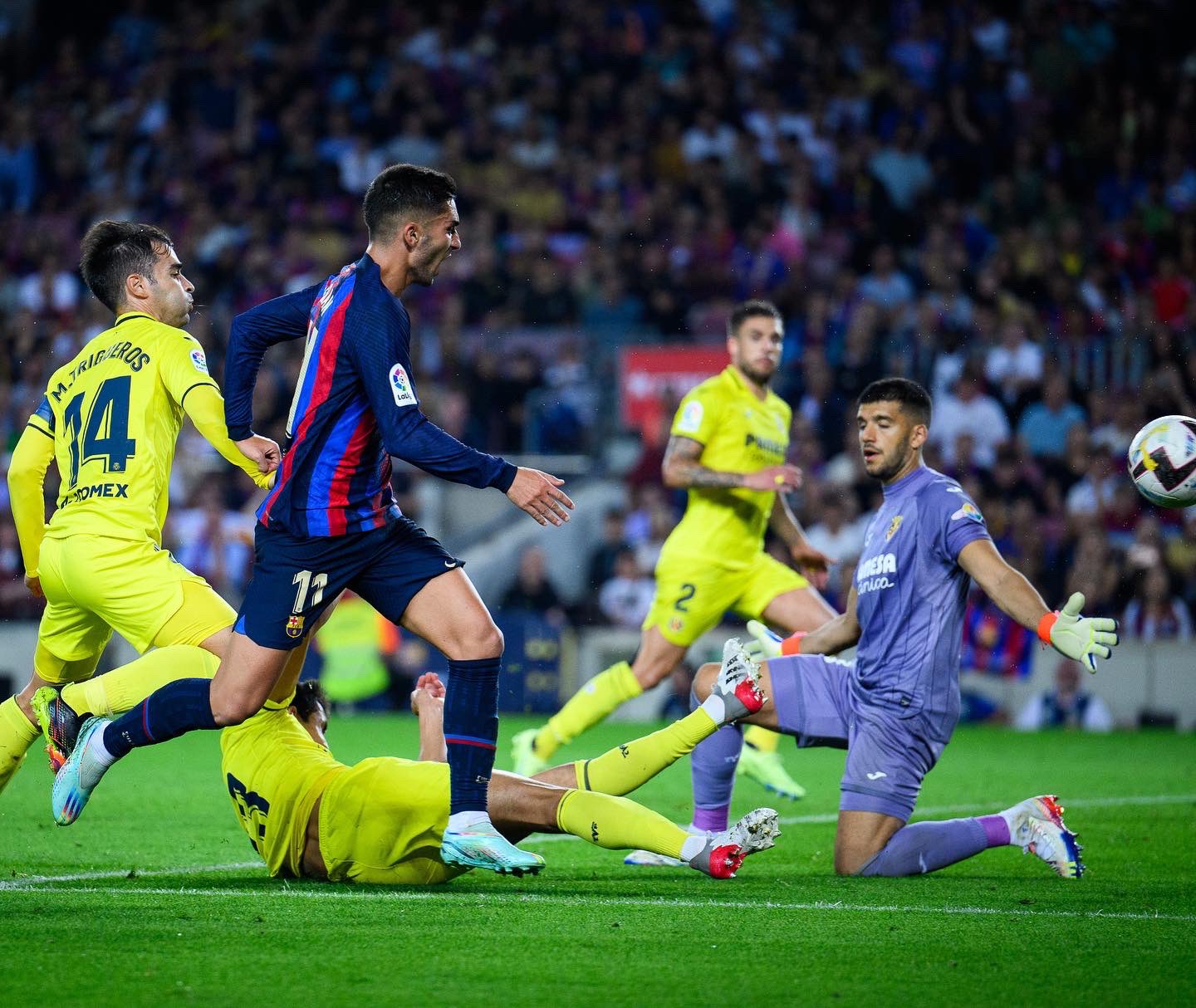 FC Barcelona goleó 3-0 al Villarreal por la fecha 10 de LaLiga