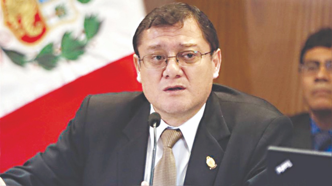 «No es capricho de Fiscalía  investigar al presidente», según el Fiscal Jorge Chávez