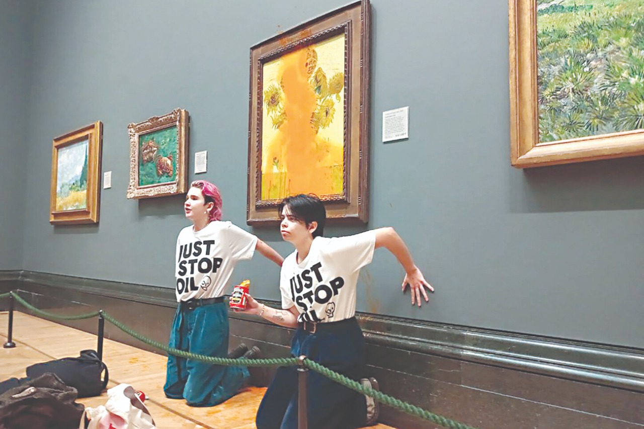 Londres: Cuadro ‘Los girasoles’ de Van Gogh es atacado por ecologistas