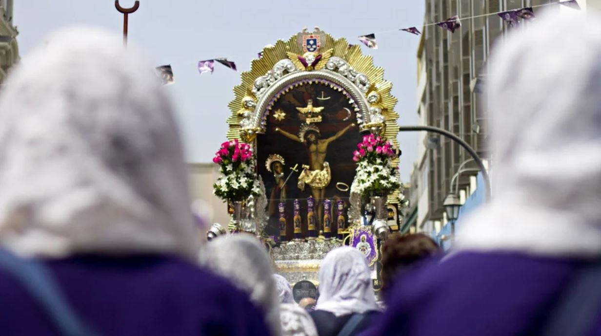 Señor de los Milagros: Misa, procesión y desvío vehícular en su segundo recorrido