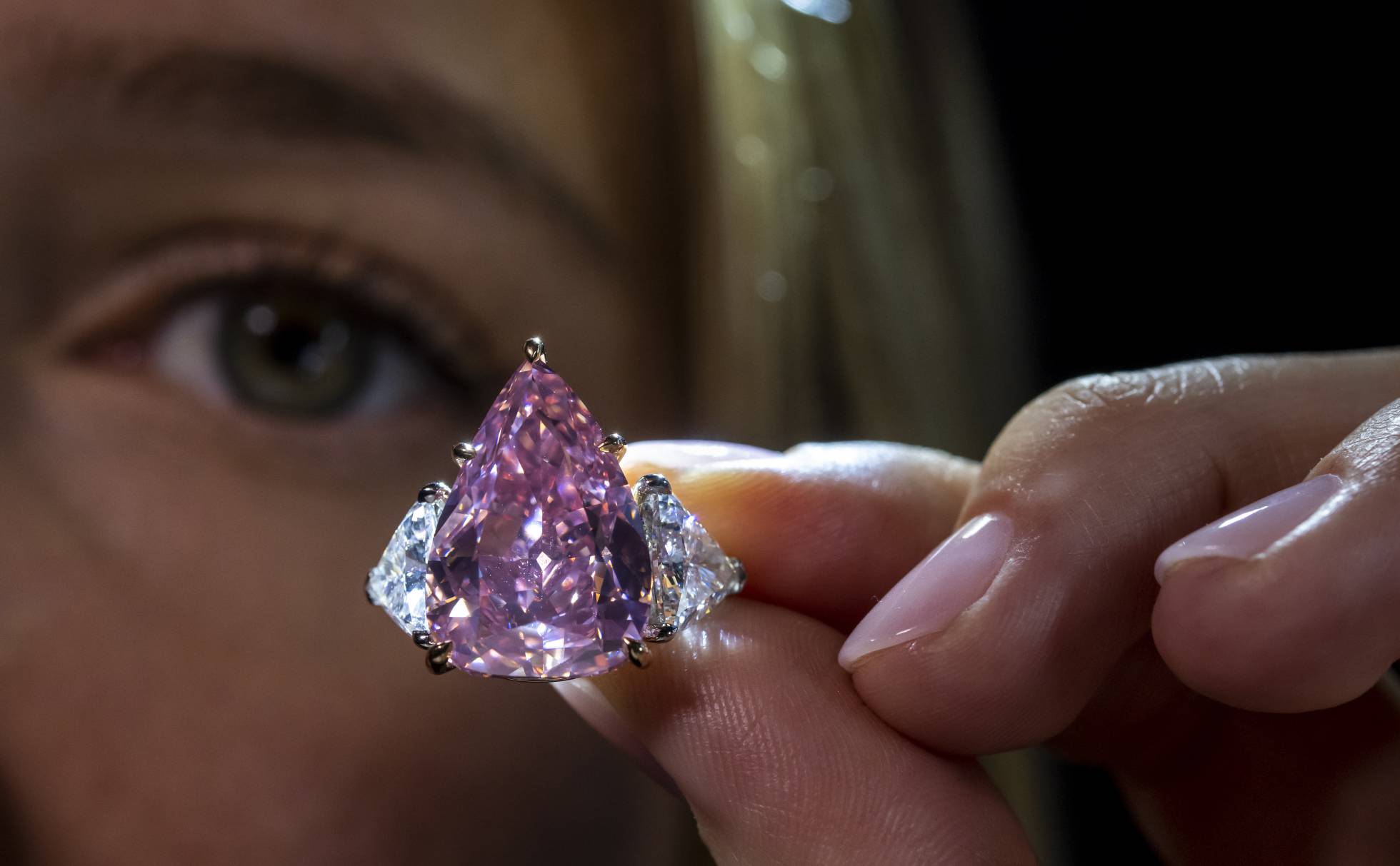 España: El diamante ‘Fortune Pink’ se subasta por 28 millones