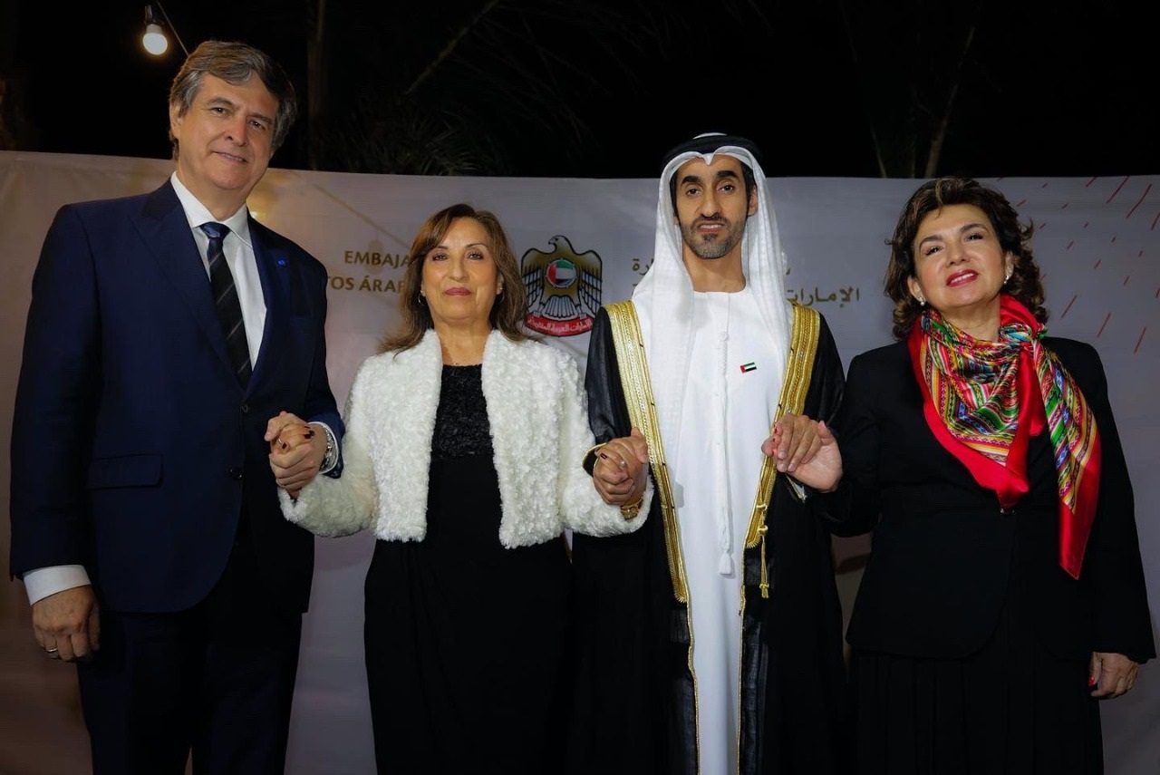 Boluarte destaca estrecha relación entre Perú y Emiratos Árabes Unidos