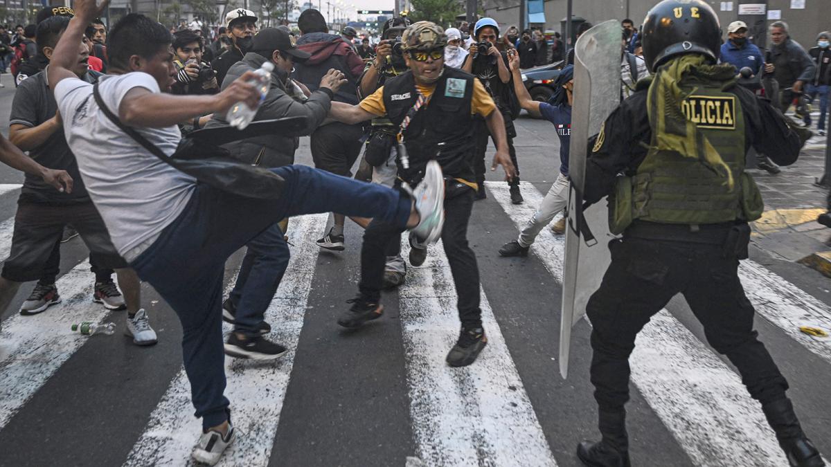 Se mantiene en 7 los  muertos en protestas de  Andahuaylas y Arequipa