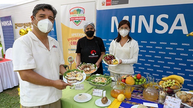 Nutricionistas del Minsa brindan recomendaciones sobre alimentación saludable para las celebraciones de Año Nuevo