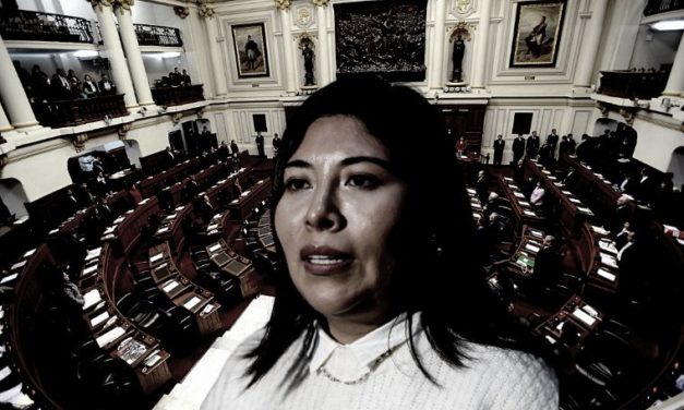 Fiscalía sustentó la demanda constitucional contra Betssy Chávez.