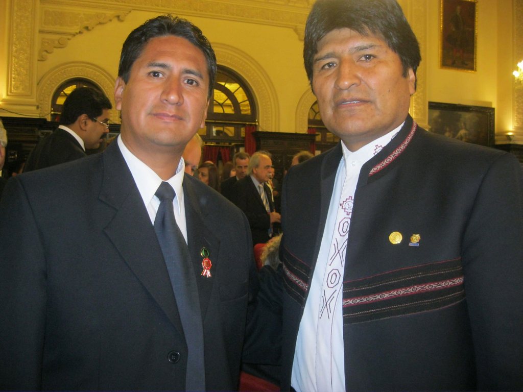 Evo Morales y Vladimir Cerrón serán investigados por traición a la patria
