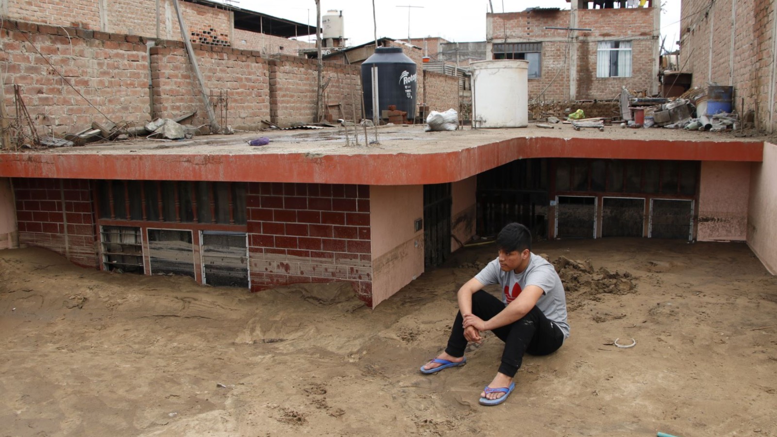 Bono de S/ 500 para los que perdieron viviendas por lluvias