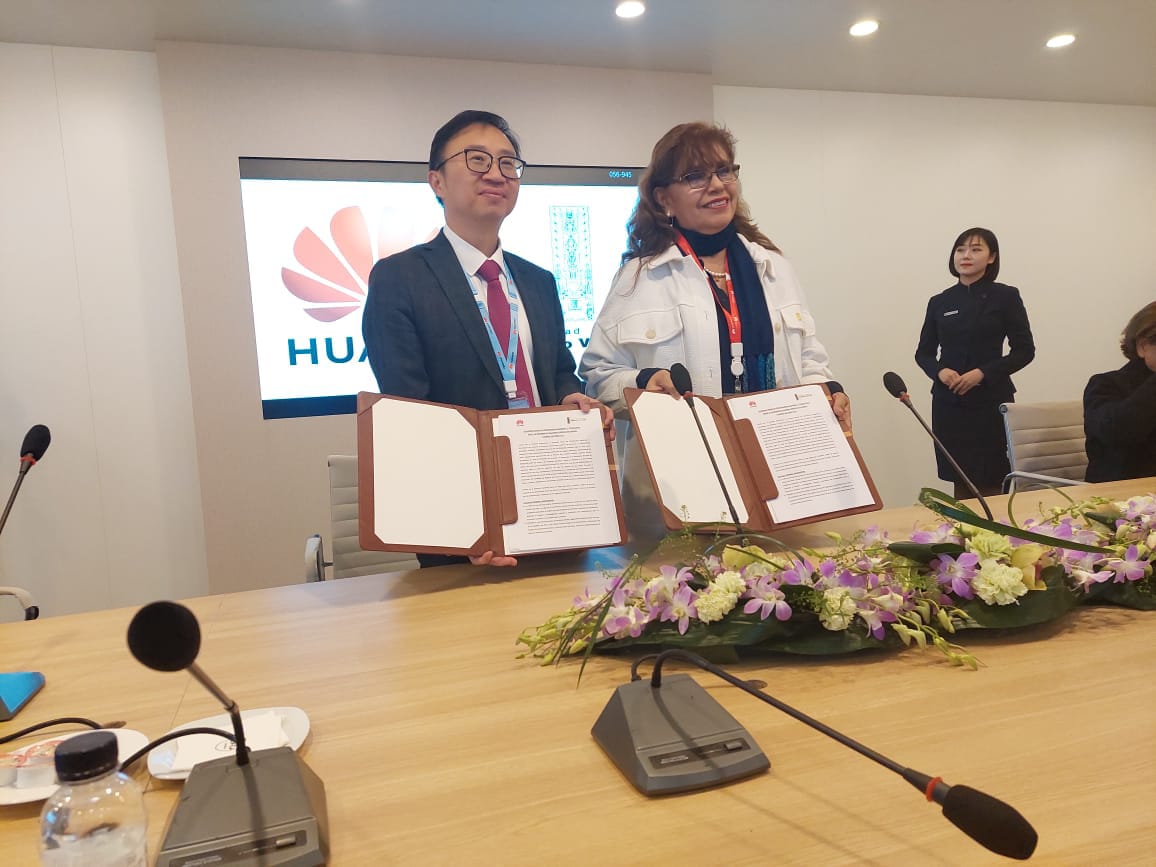 Transferencia tecnológica acuerda brindar Huawei a Universidad Villarreal