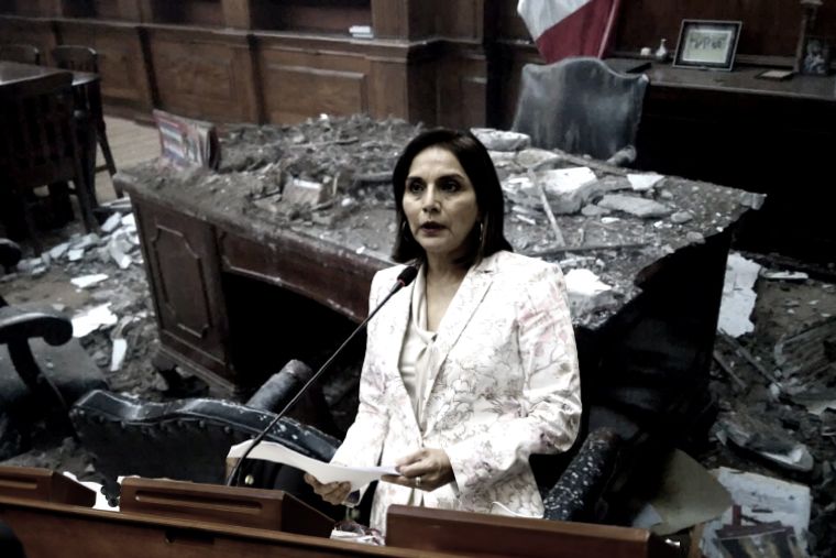 Techo del despacho de la congresista Patricia Juárez se desploma