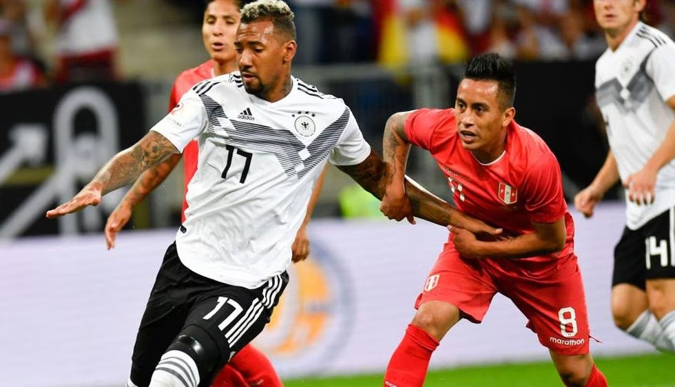 Perú enfrenta a Alemania