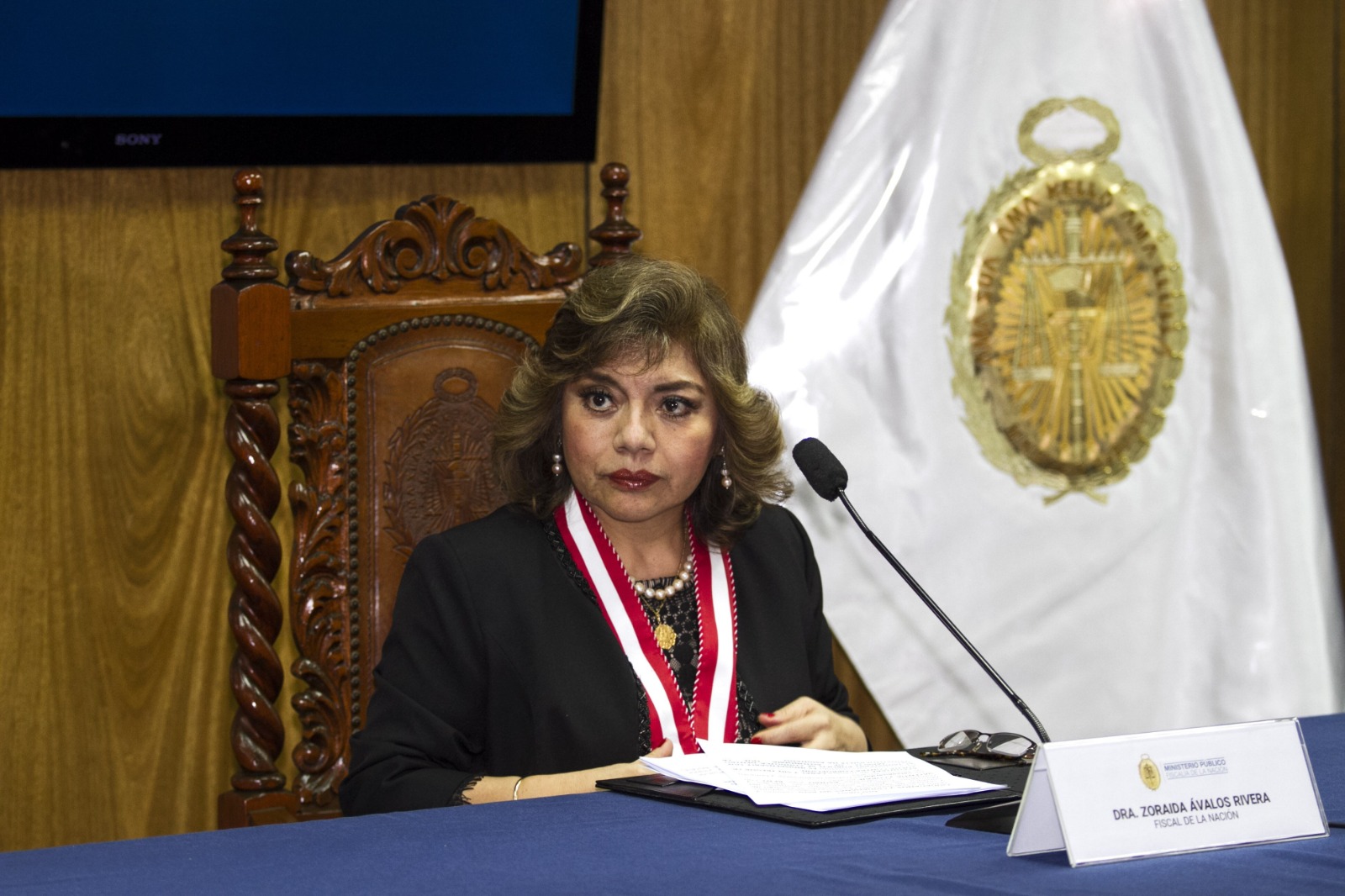 Asesora de Zoraida Avalos ofrecía obras a cambio de votos del Congreso