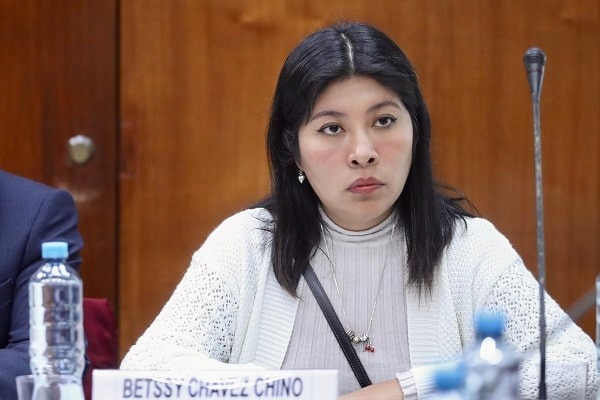 PJ formaliza investigación en contra de Betssy Chávez