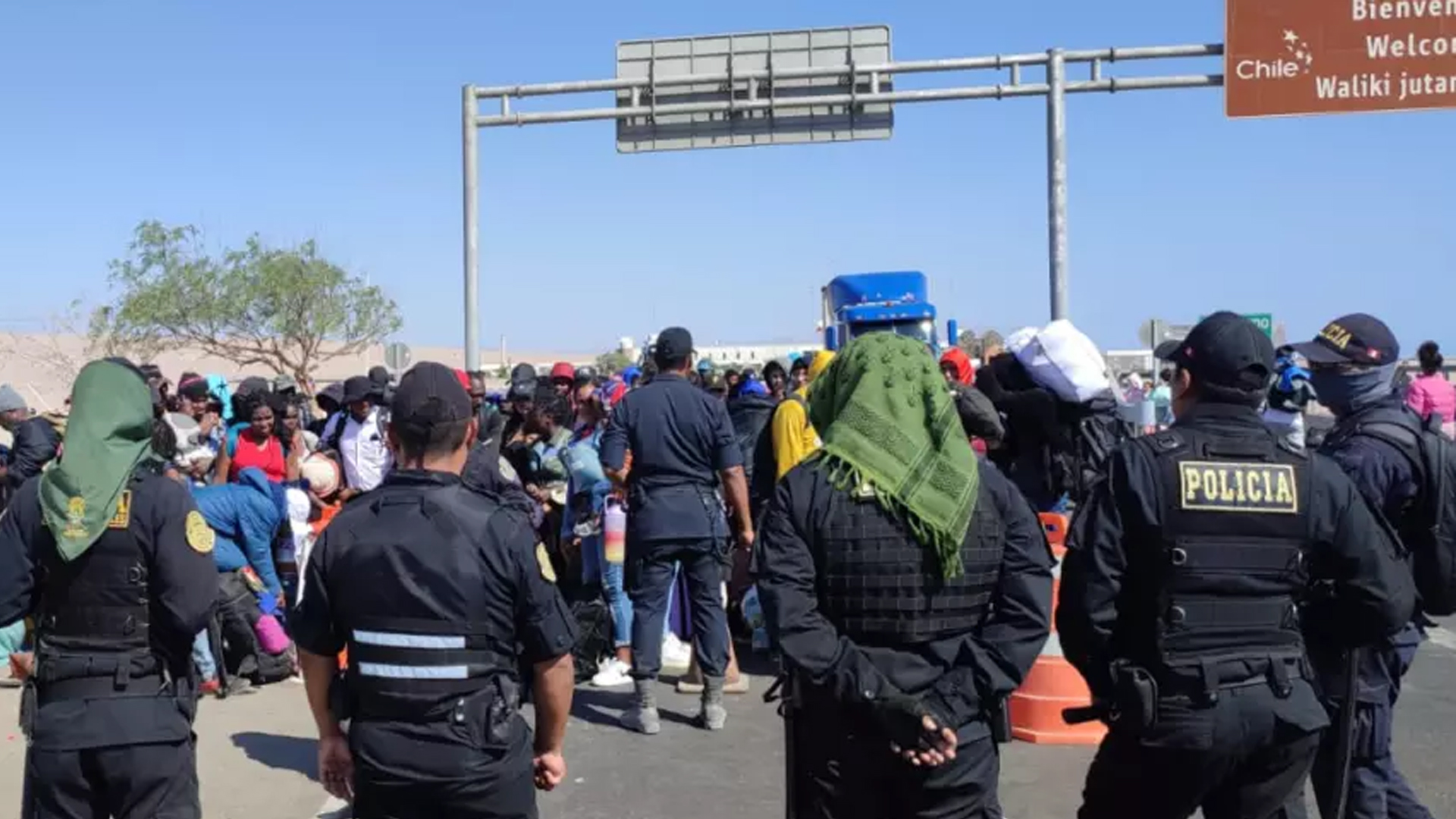 Gobierno anuncia llegada de 300 militares a frontera sur del Perú