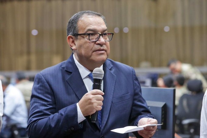 Alberto Otárola anuncia reformas migratorias