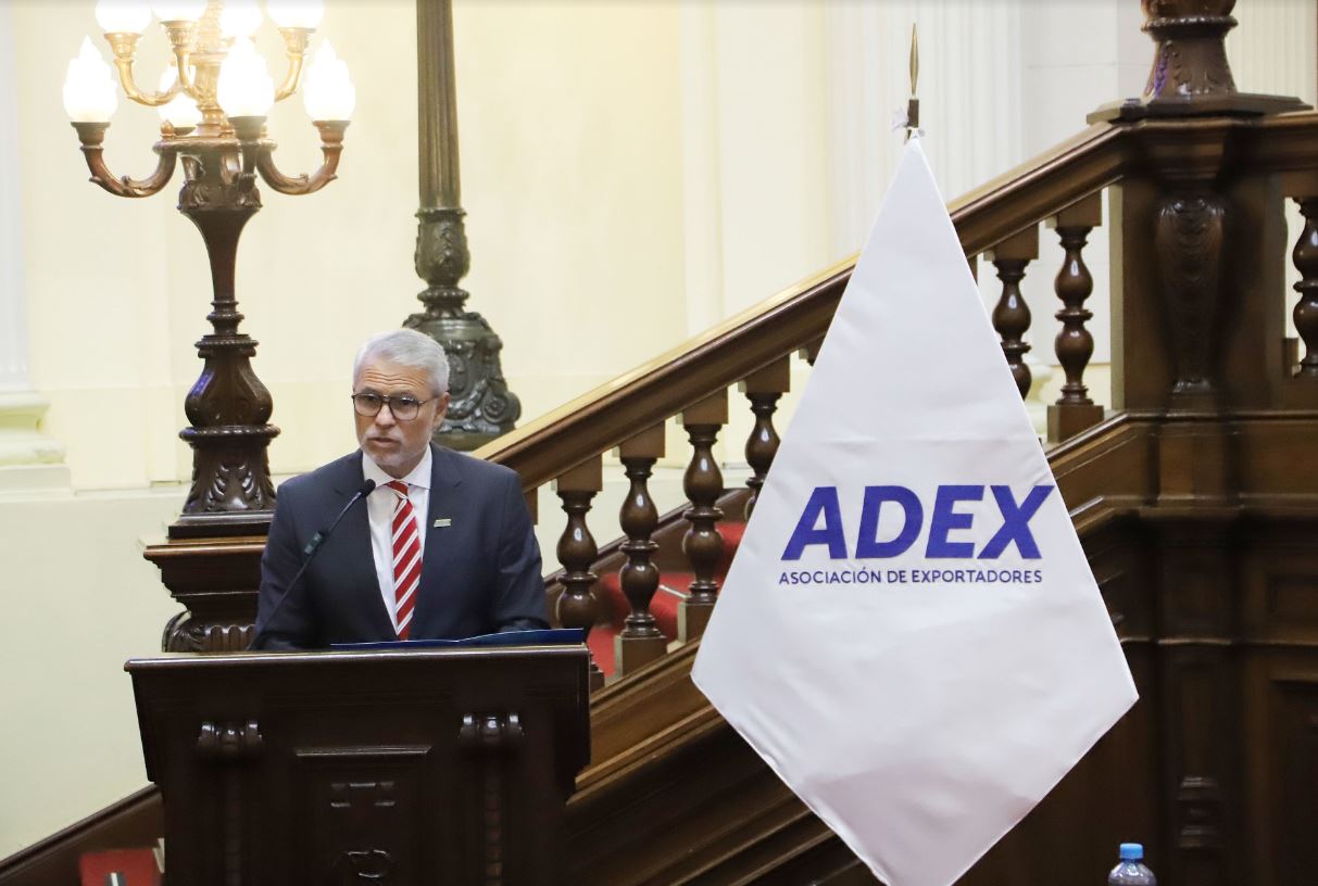 ADEX pide a congresistas legislar en favor del país y fomentar exportaciones