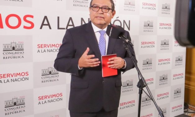 Alberto Otárola