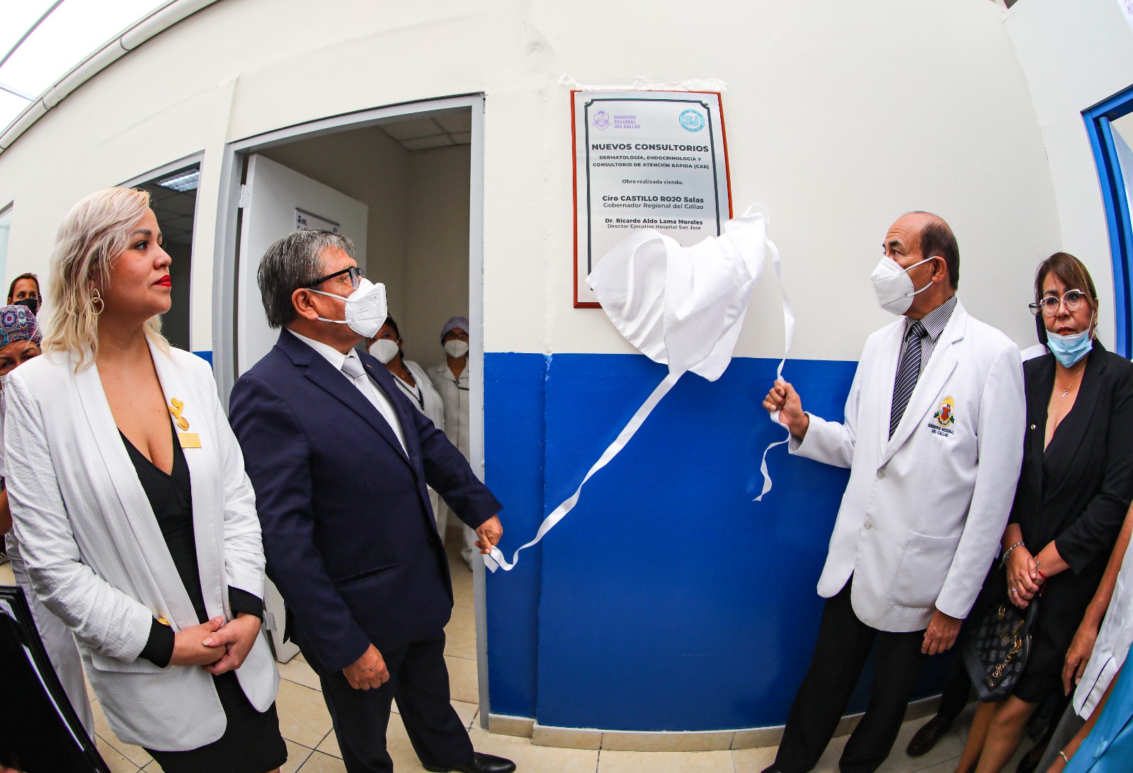 Inauguran cinco nuevos consultorios y moderno tomógrafo en el hospital san josé
