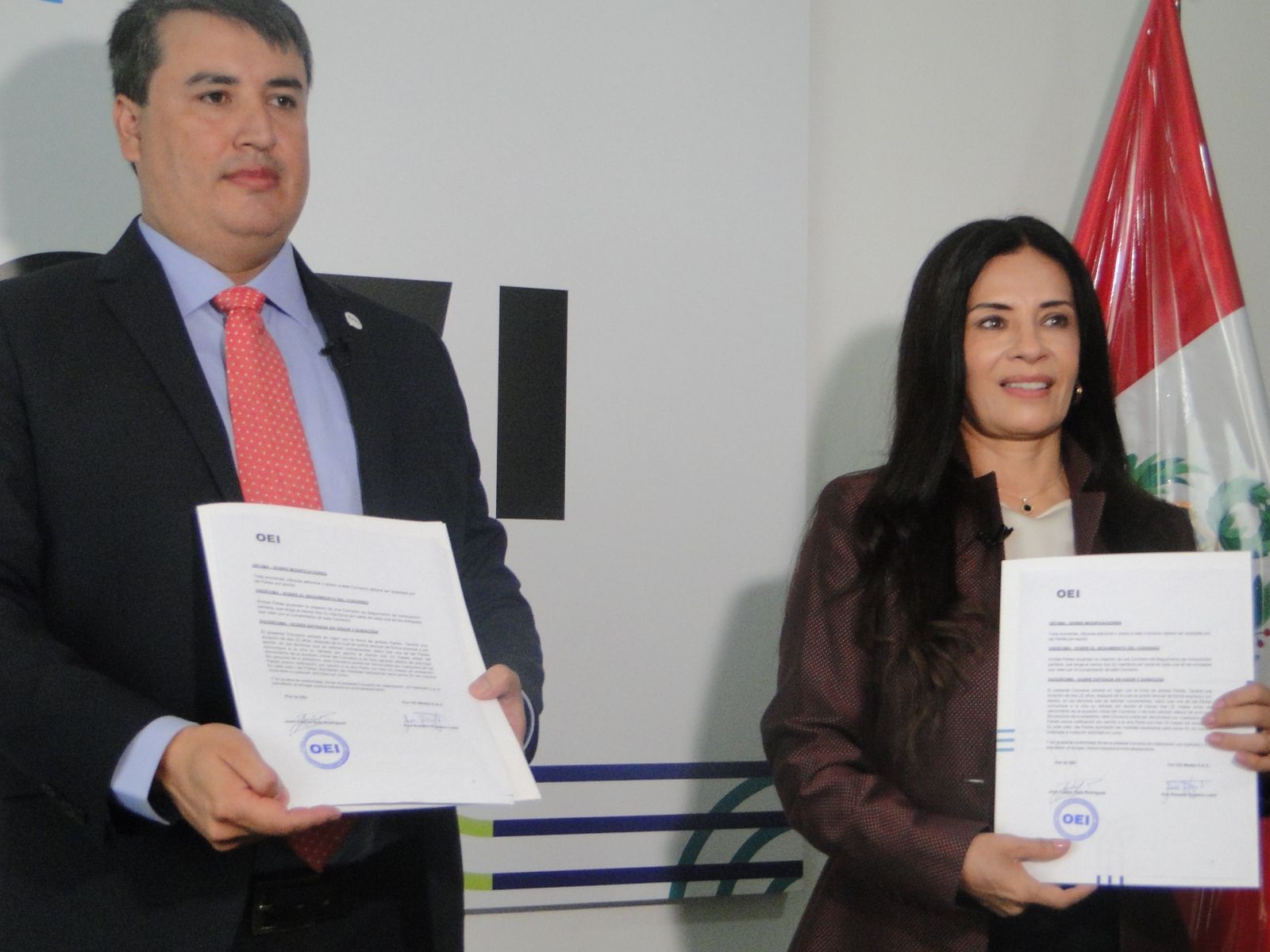 OEI y el Programa “Hablemos de Educación con Ana Romero”, firman un convenio para impulsar contenidos educativos a nivel de Iberoamérica en Perú