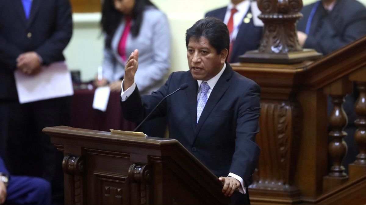 Josué Gutiérrez juró como defensor del Pueblo