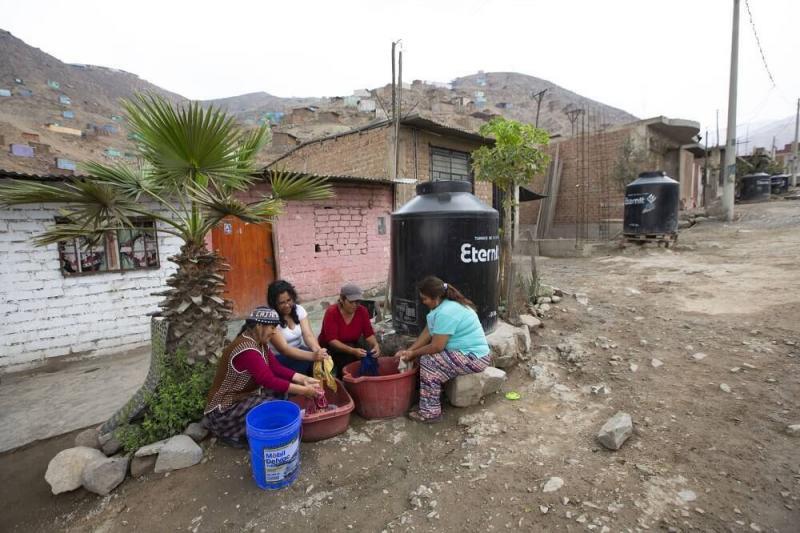 INEI: Uno de cada tres peruanos no tiene acceso a una canasta básica
