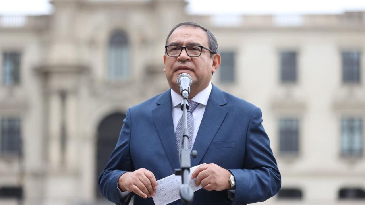 Alberto Otárola anunció despido de viceministro por reunión con ‘La Resistencia’