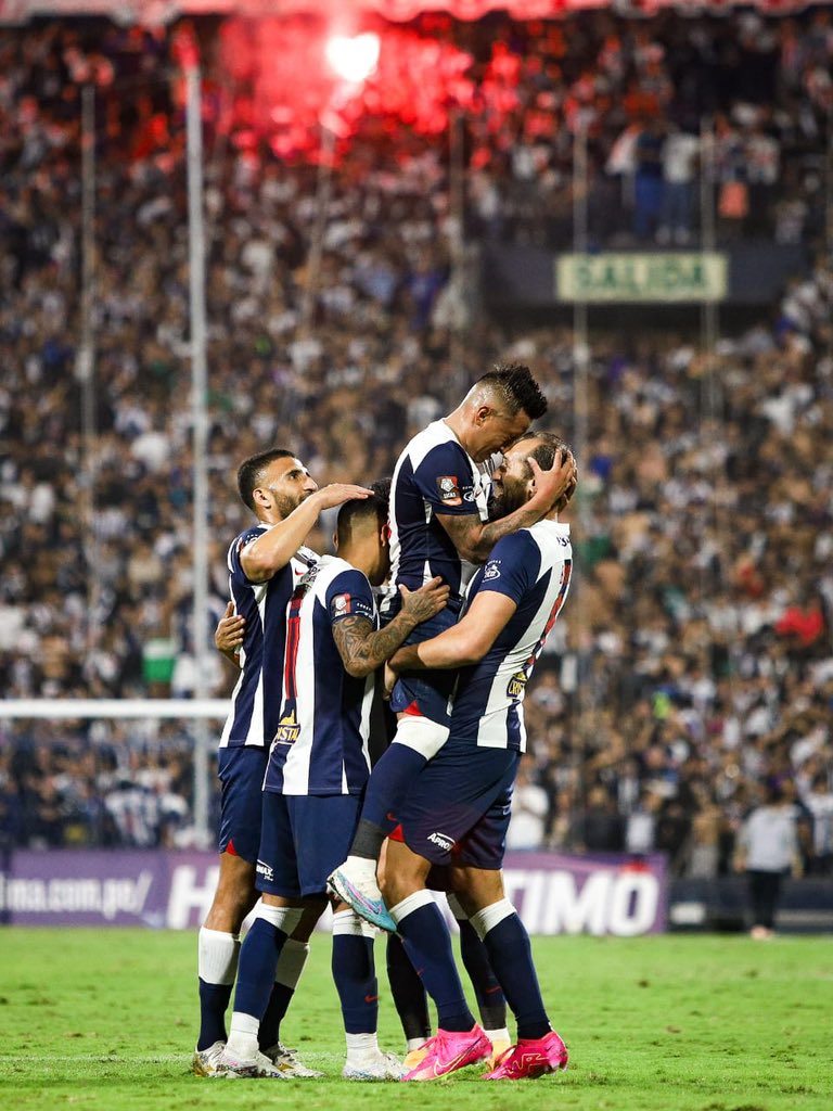 Alianza Lima es campeón del Torneo Apertura