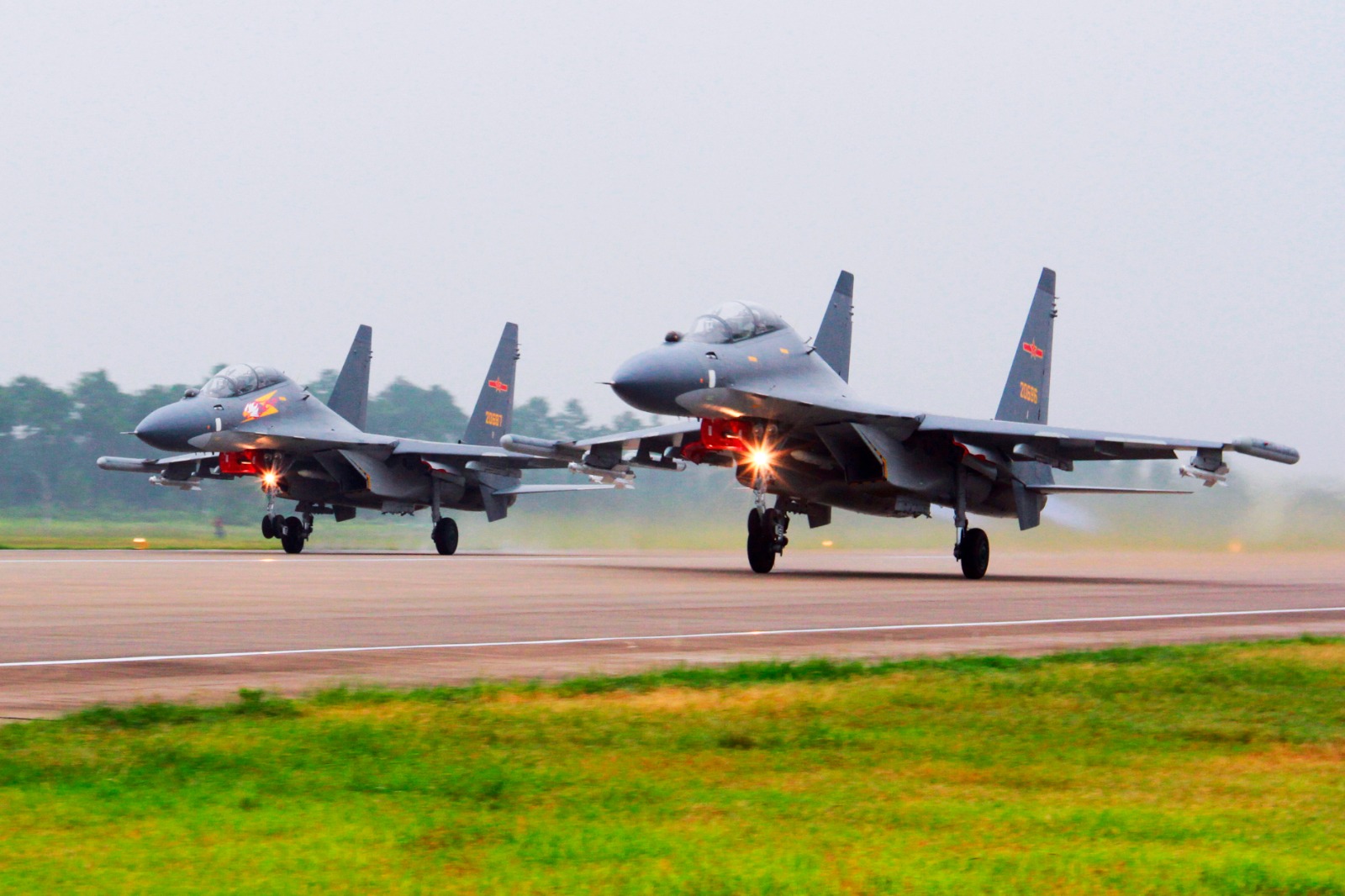 24 aviones de combate chinos invaden cielos de Isla Taiwán