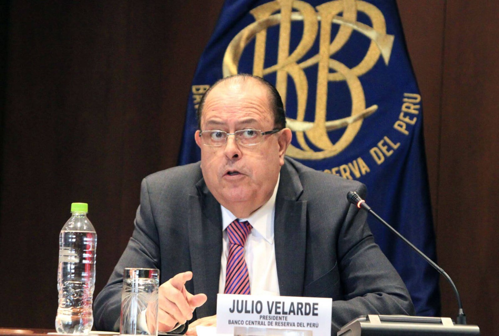 Velarde advierte que El Niño Global afectará la economía del país