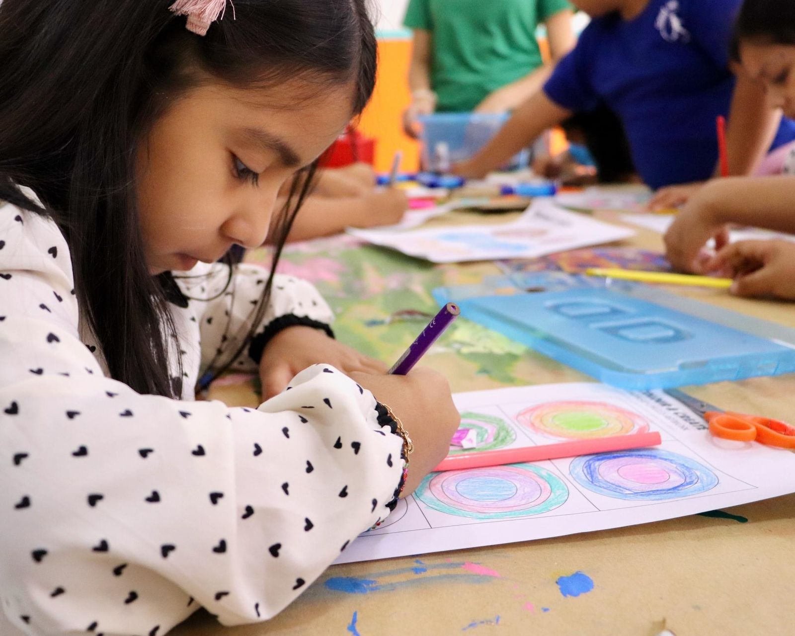 Educación bilingüe: ¿Qué debes tomar en cuenta al elegir una academia para tus hijos?