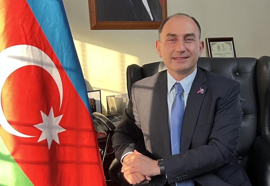 Azerbaiyán espera acuerdo de paz definitivo con Armenia a fin de año
