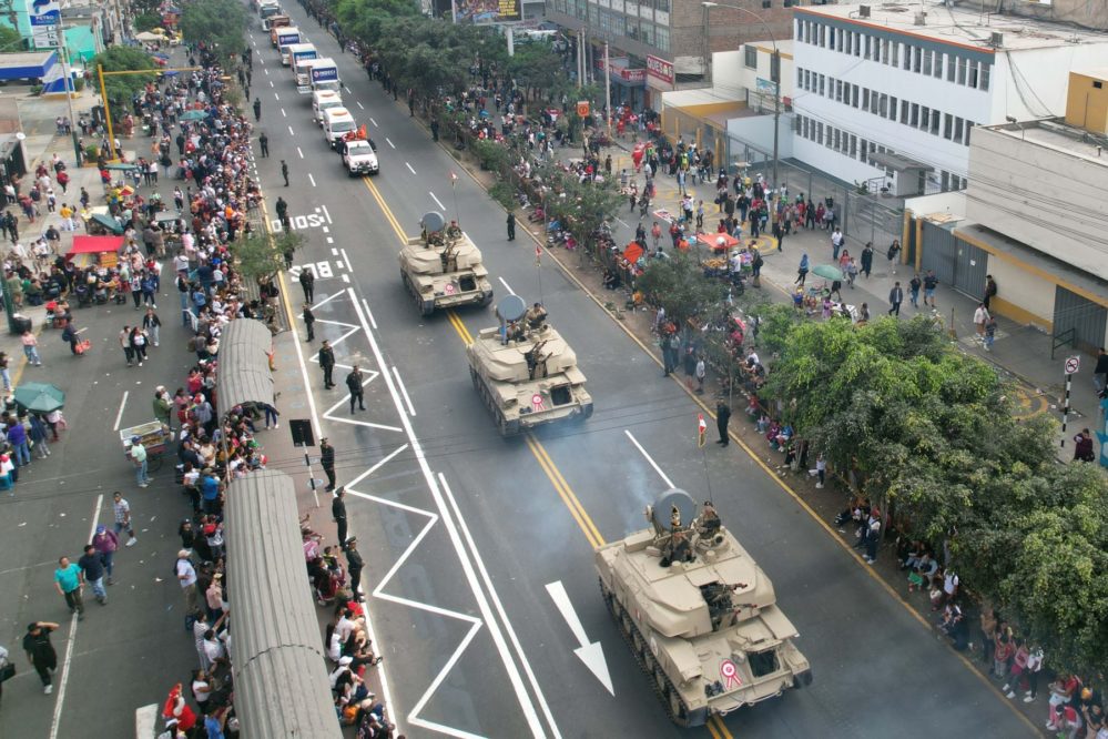 Ejército, Marina y Aviación mostraron poderío, fervor y energía en Parada Militar