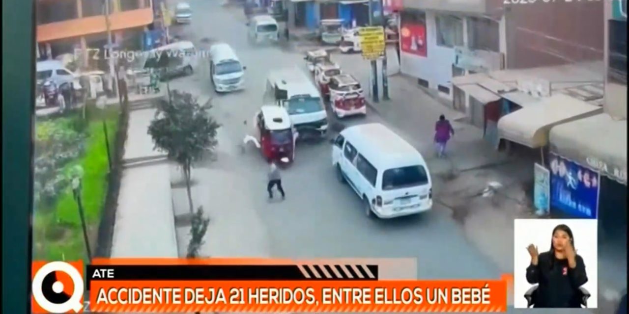 Ate Vitarte: triple choque en deja 21 personas heridas, incluido un bebé de 10 meses. (TVPerú Noticias).