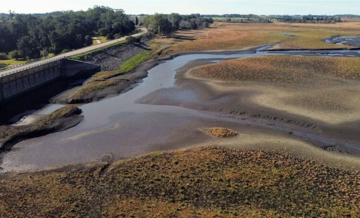 Uruguay no tendrá agua potable en los próximos días