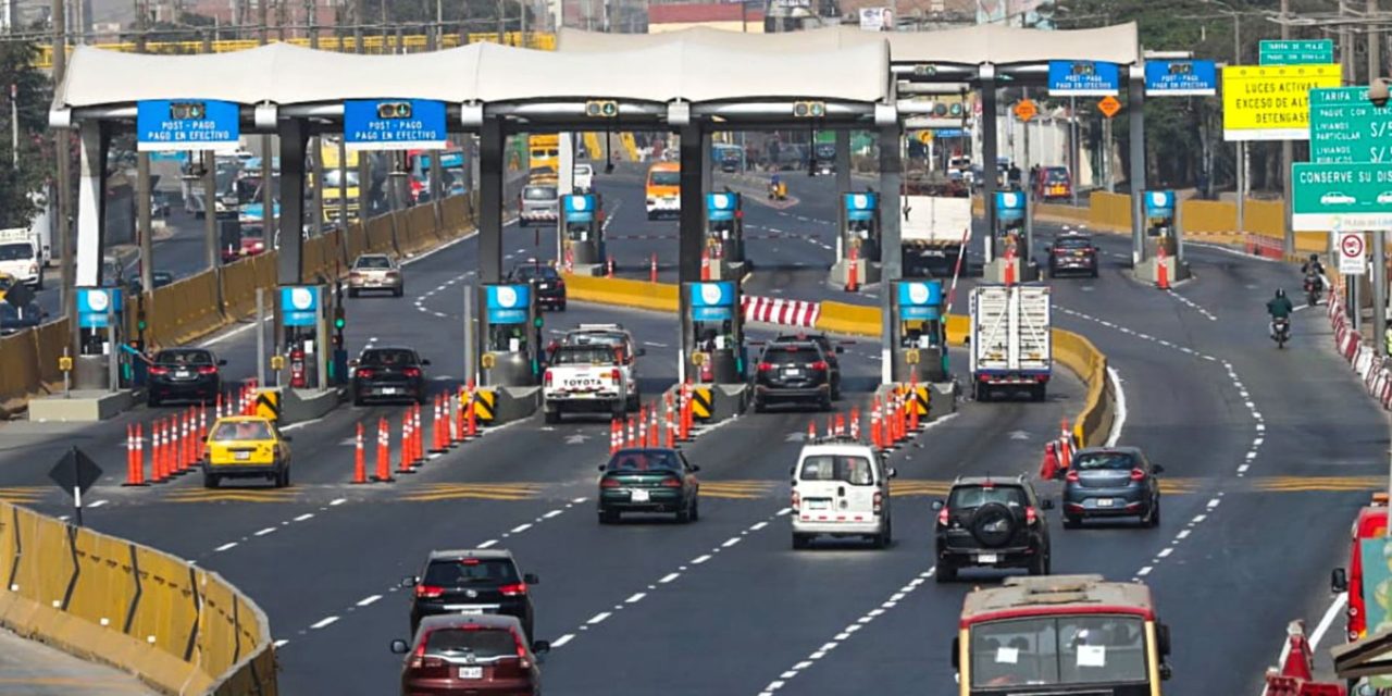 Vecinos realizan plantón contra el peaje de Puente Piedra