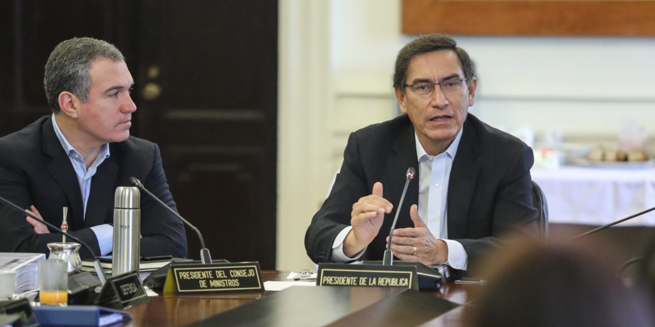 Chirinos denuncia a Vizcarra y Del Solar