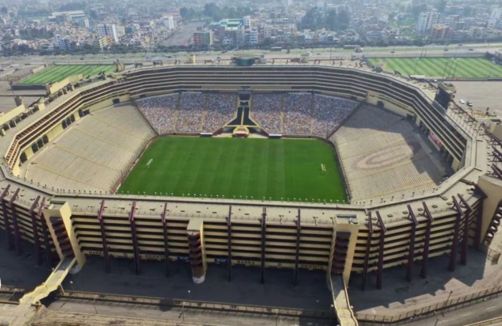 Alcalde de Ate anuncia cierre de estadio Monumental