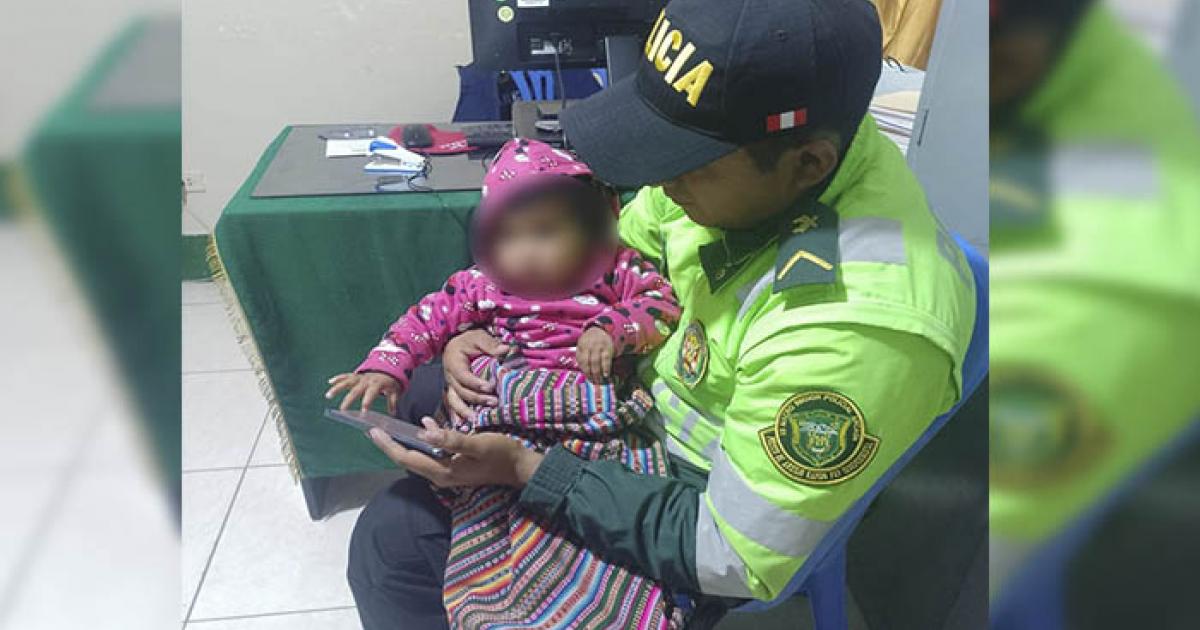 Áncash: Autoridades buscan a padres de bebé abandonada en una combi. (Foto: Redes sociales)