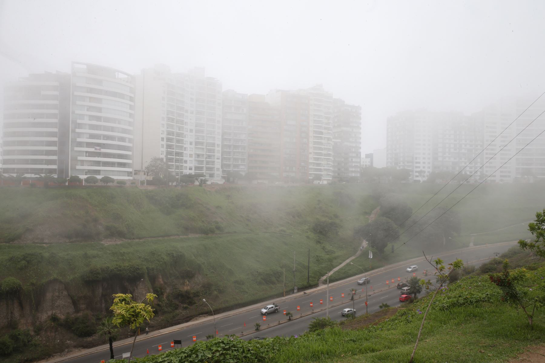 No se mantendrá el calor: Lima tendrá días nublados y lloviznas en el todo el invierno