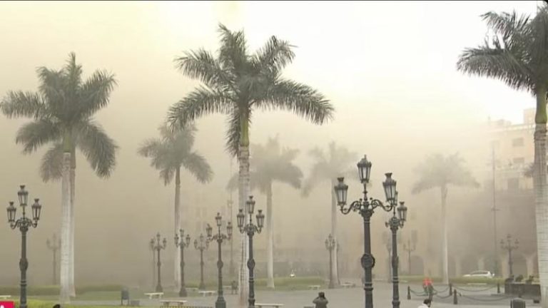 Centro de Lima: Se registró una amenaza de incendio en Plaza de Armas. (TVPerú Noticias).