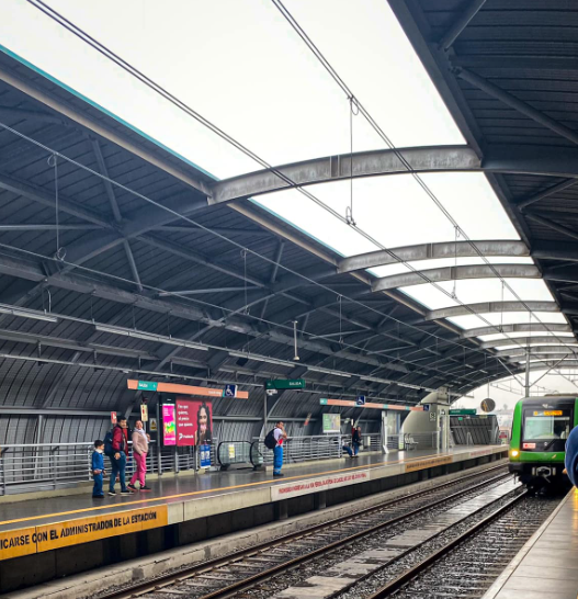 La Línea 1 del Metro permitirá el acceso a pasajeros con bicicletas plegables